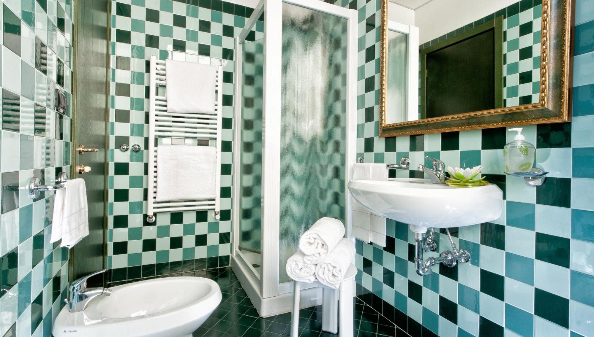 Superior Double Room with Balcony,1274604883:JPEG