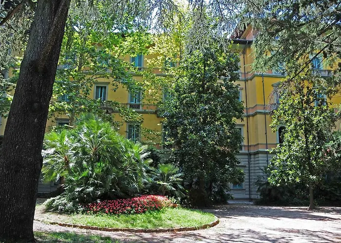  Grand & La Pace Spa